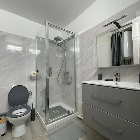 Renove En Centre-ville, Clim A 100m De La - Fr-1-308-216 Apartment *